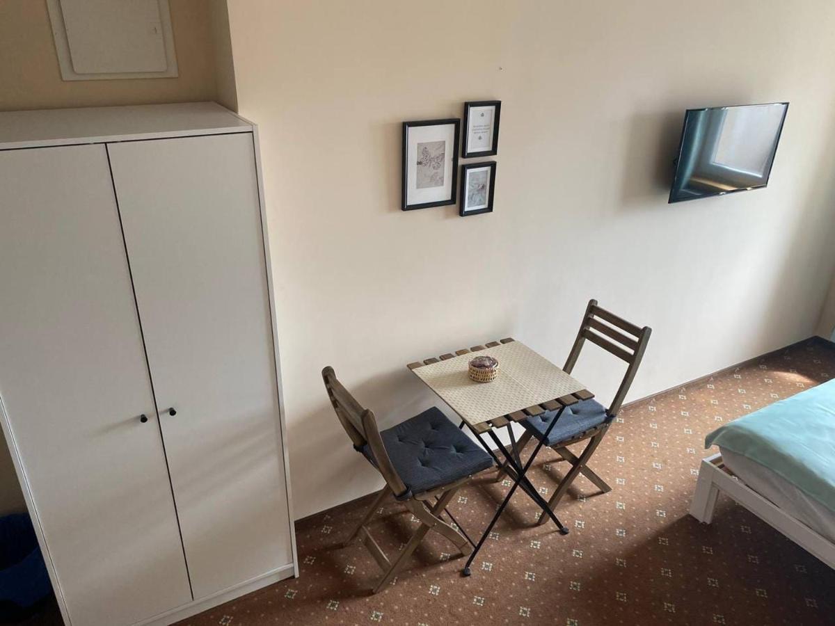 Apartamenty Dobra Noc Przy Wawelu 2 Bedrooms Cracovie Extérieur photo