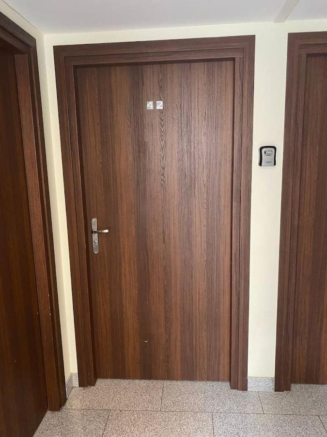 Apartamenty Dobra Noc Przy Wawelu 2 Bedrooms Cracovie Extérieur photo