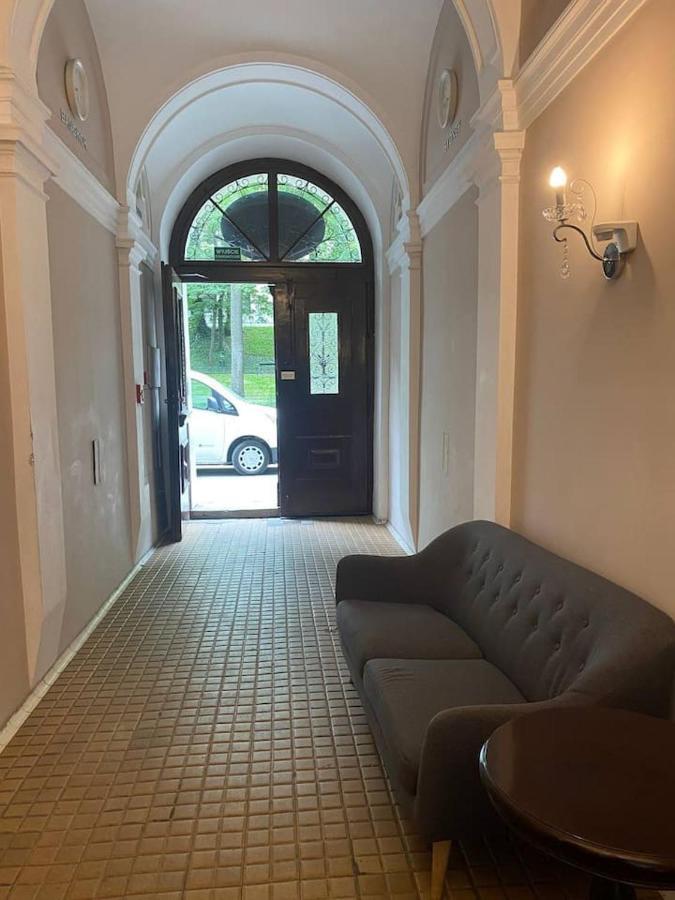 Apartamenty Dobra Noc Przy Wawelu 2 Bedrooms Cracovie Extérieur photo